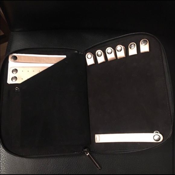 HALSTON JEWELRY TRAVEL TOTE - Picture 2 of 4